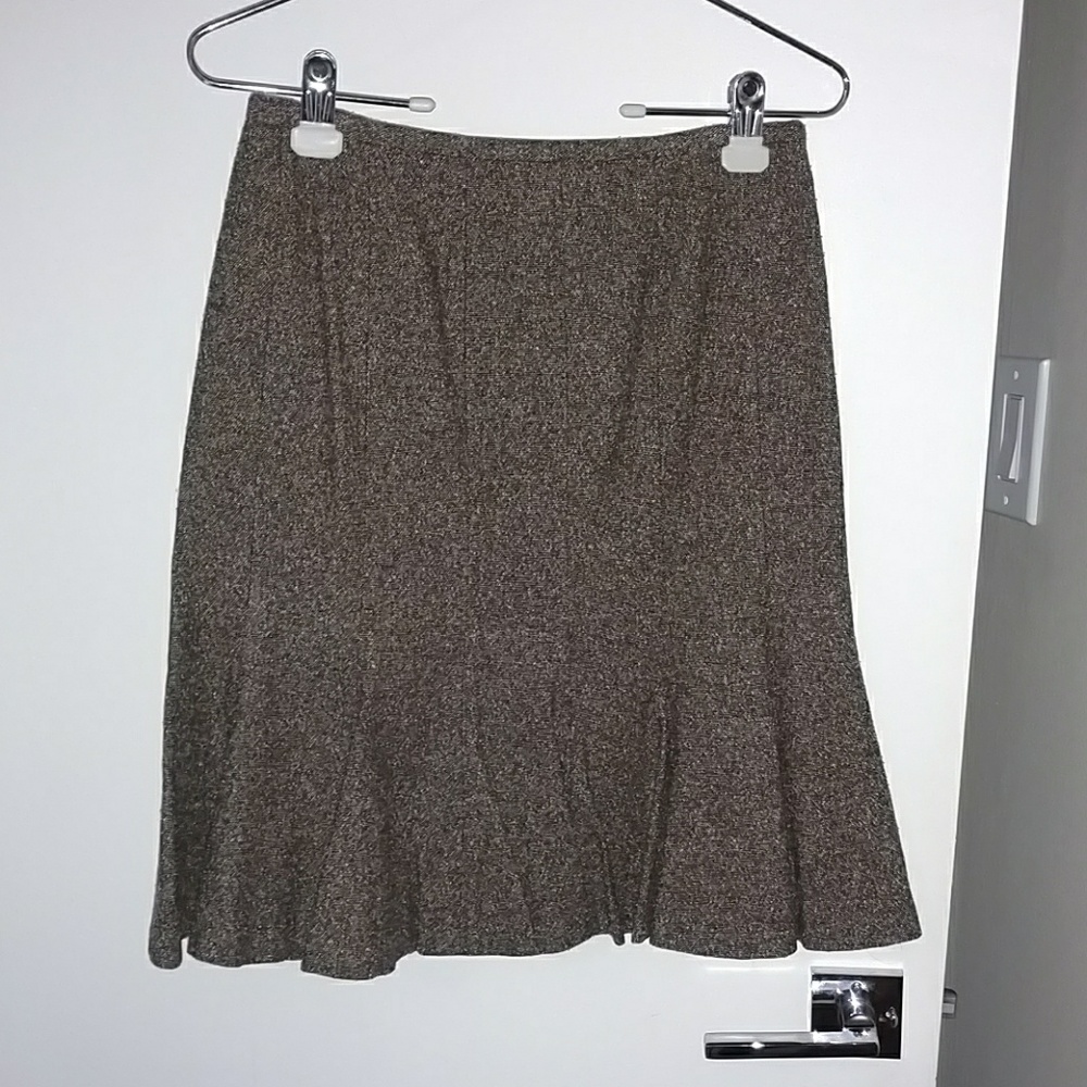 Brown tweed skirt