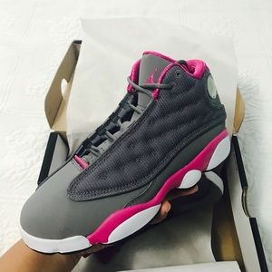 Nike Air Jordan XIII 13 Retro Cool Grey/FusionPink