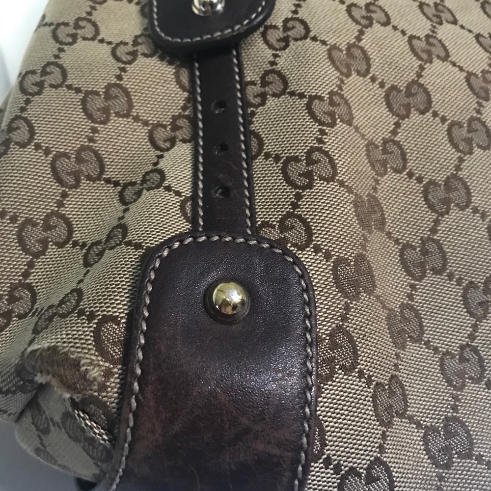 Gucci Handbag - Picture 2 of 8
