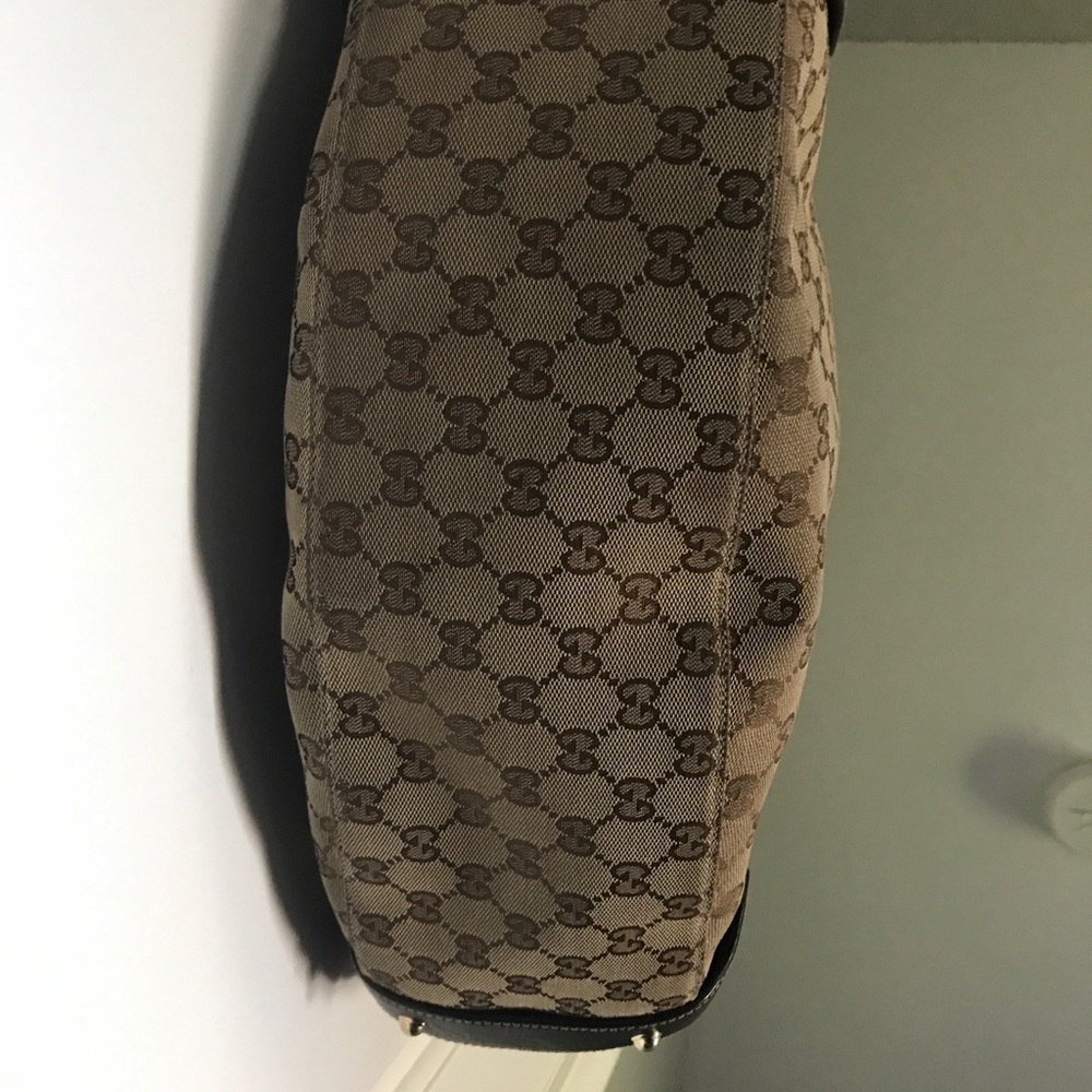 Gucci Handbag - Picture 3 of 8