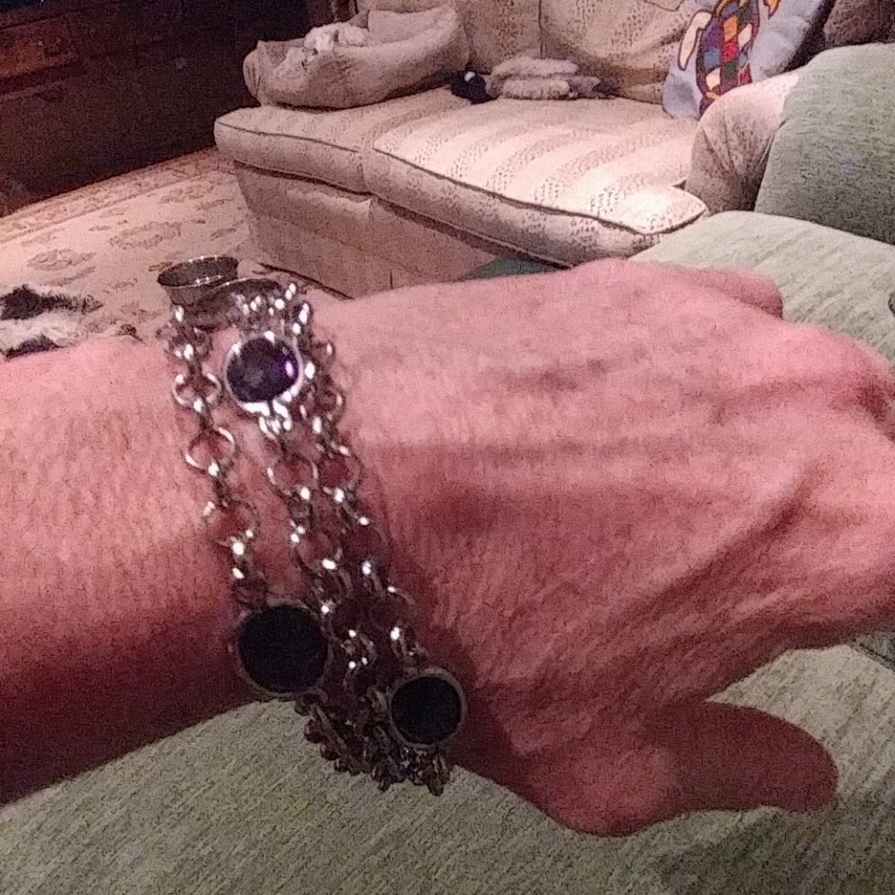 GABRIELLA SILVER AND AMETHYST FASHION BRACELET