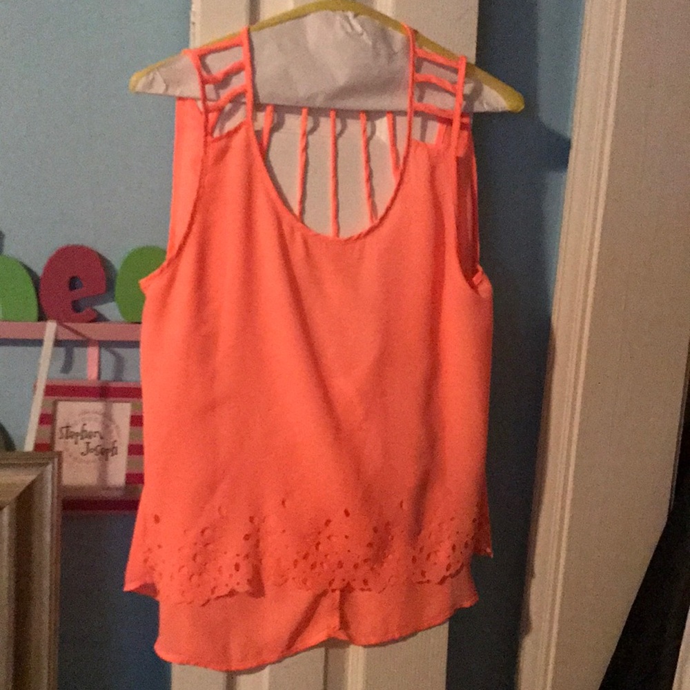 Peachy top