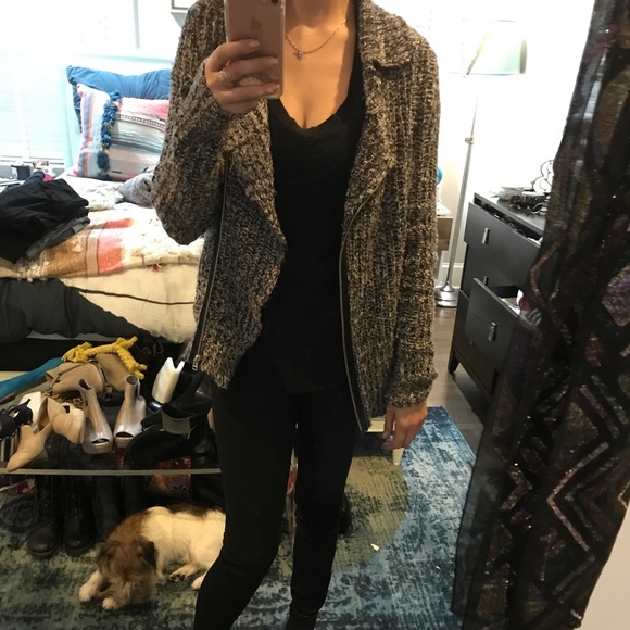 🎉HP 11/27🎉 Free People Sweater Jacket - Picture 3 of 8