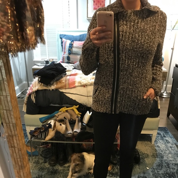 🎉HP 11/27🎉 Free People Sweater Jacket - Picture 5 of 8