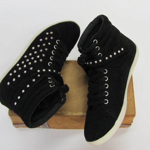 Darlling Athletic Shoes - Picture 3 of 8