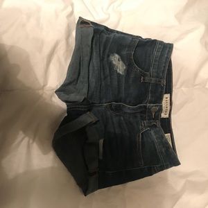 Jean short shorts
