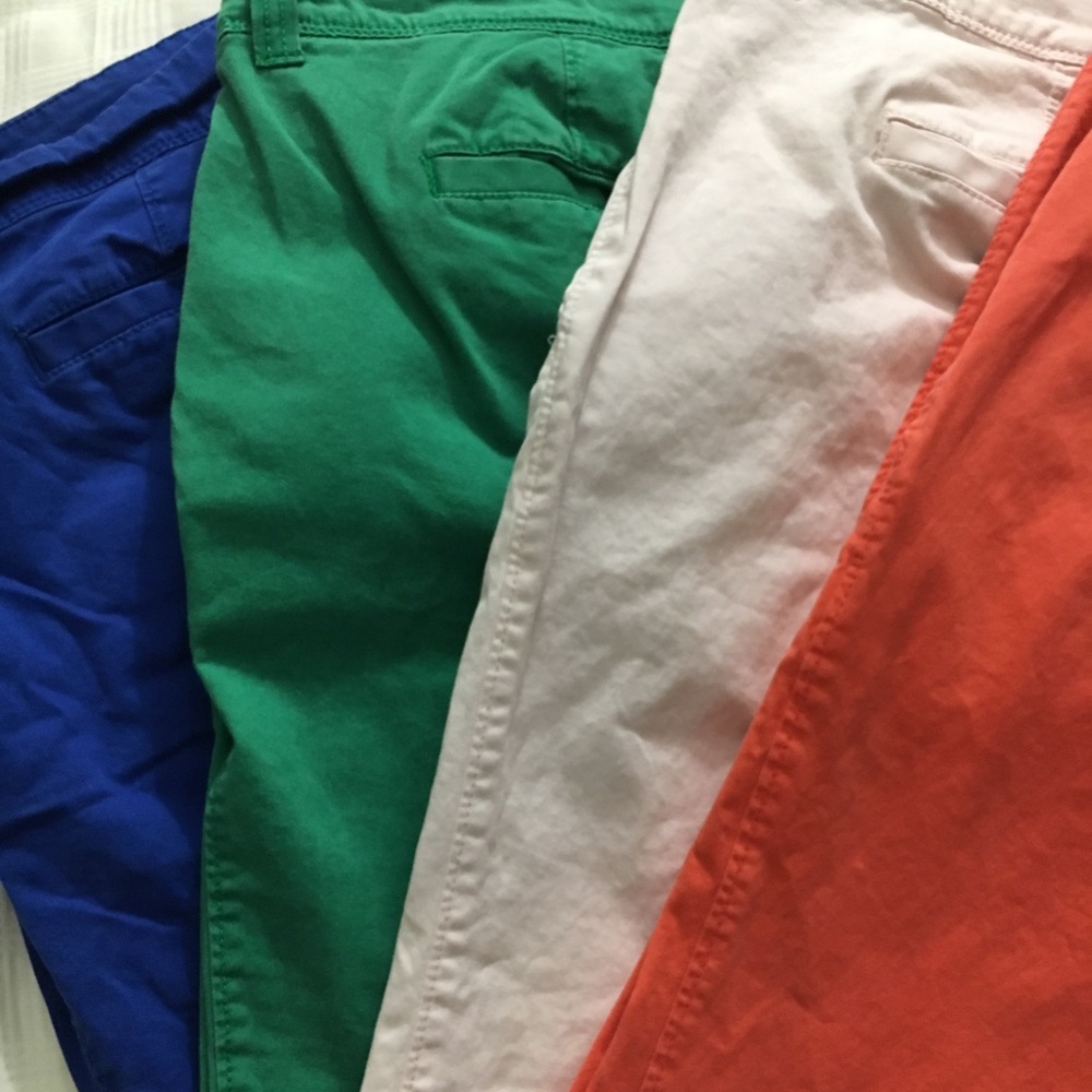 Lot of 4 pair Old Navy boyfriend chinos