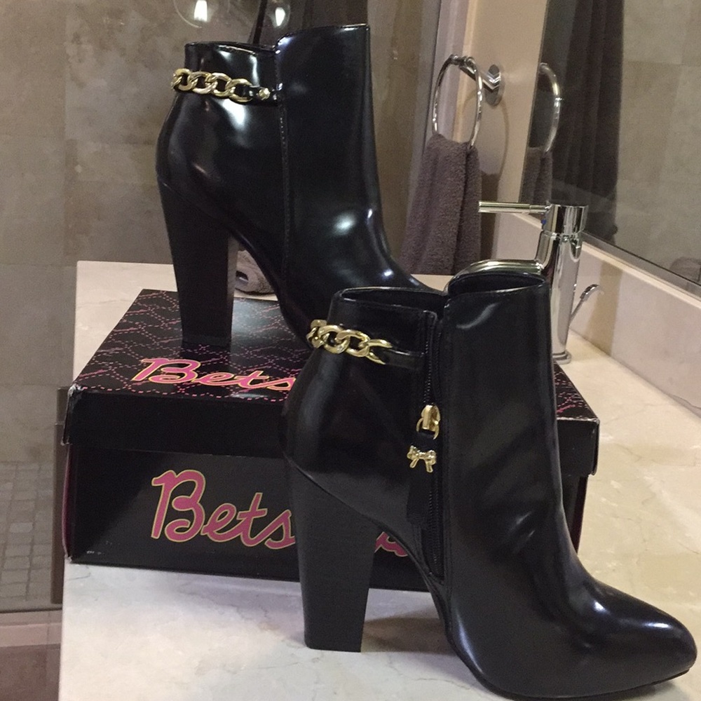 Ankle Boots