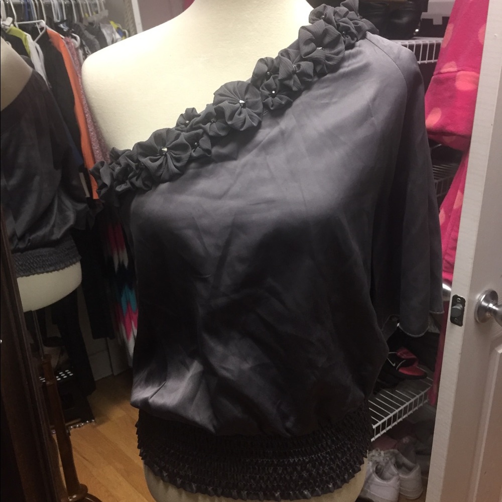 One Shoulder Top