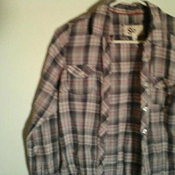 Plaid shirt - Picture 4 of 4