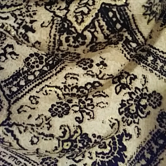 Top - Picture 3 of 3