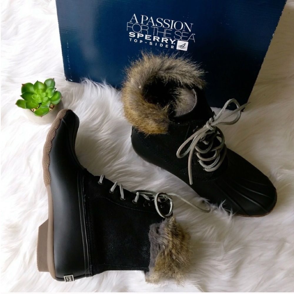 Sperry Topsider White Water warm winter boots.