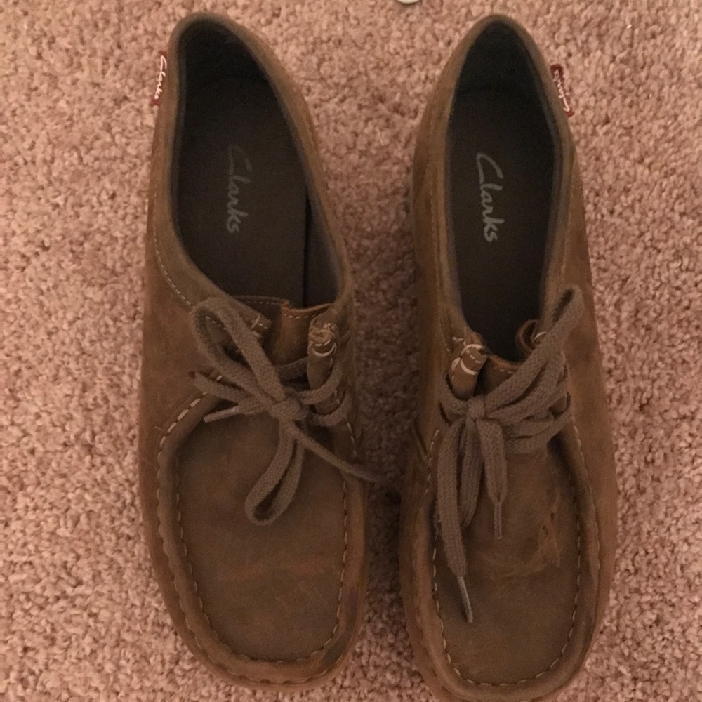 Women Clark Wallabees