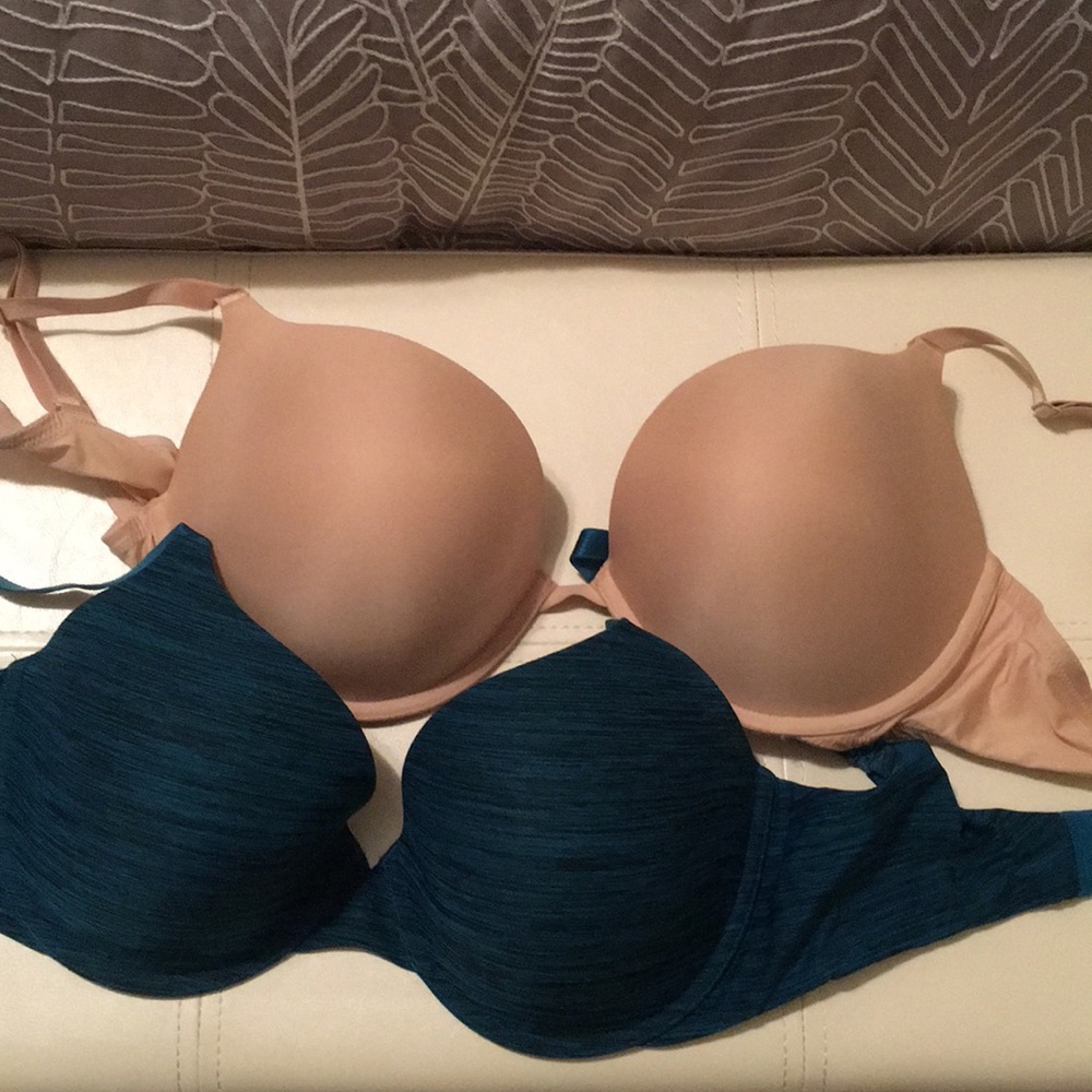 Pair of bras