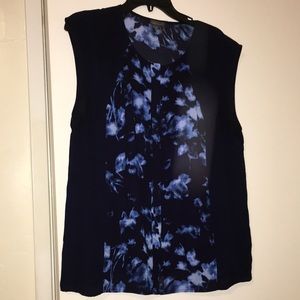 Vince Camuto too Size L