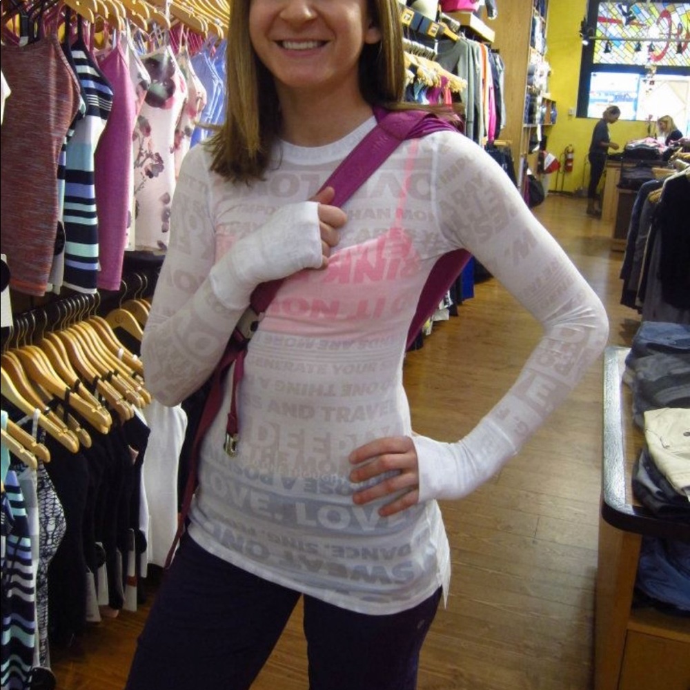 Lululemon manifesto burnout long sleeve.