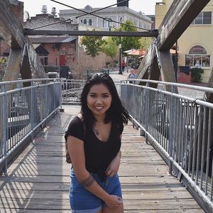 Meet your Posher, Reycheryl