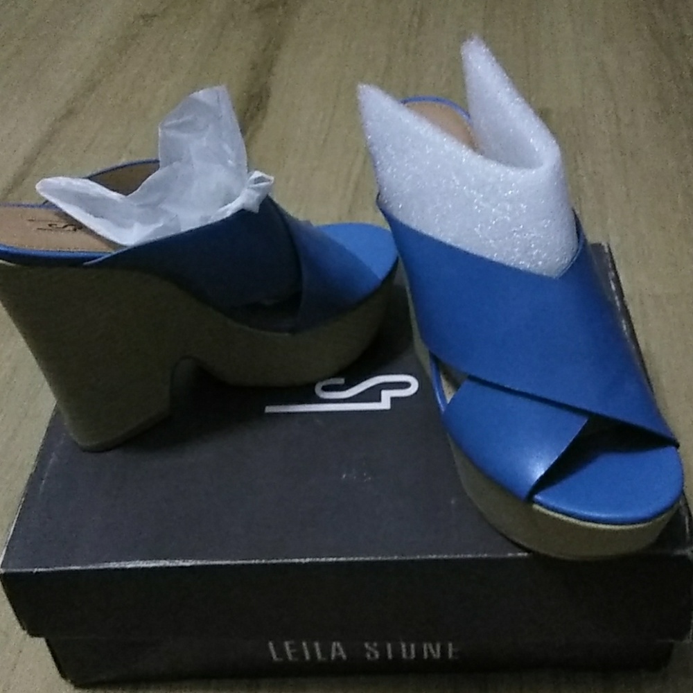 New wedge shoes