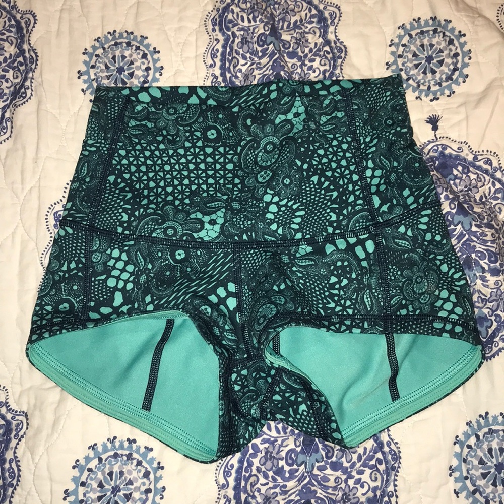 lululemon spandex!