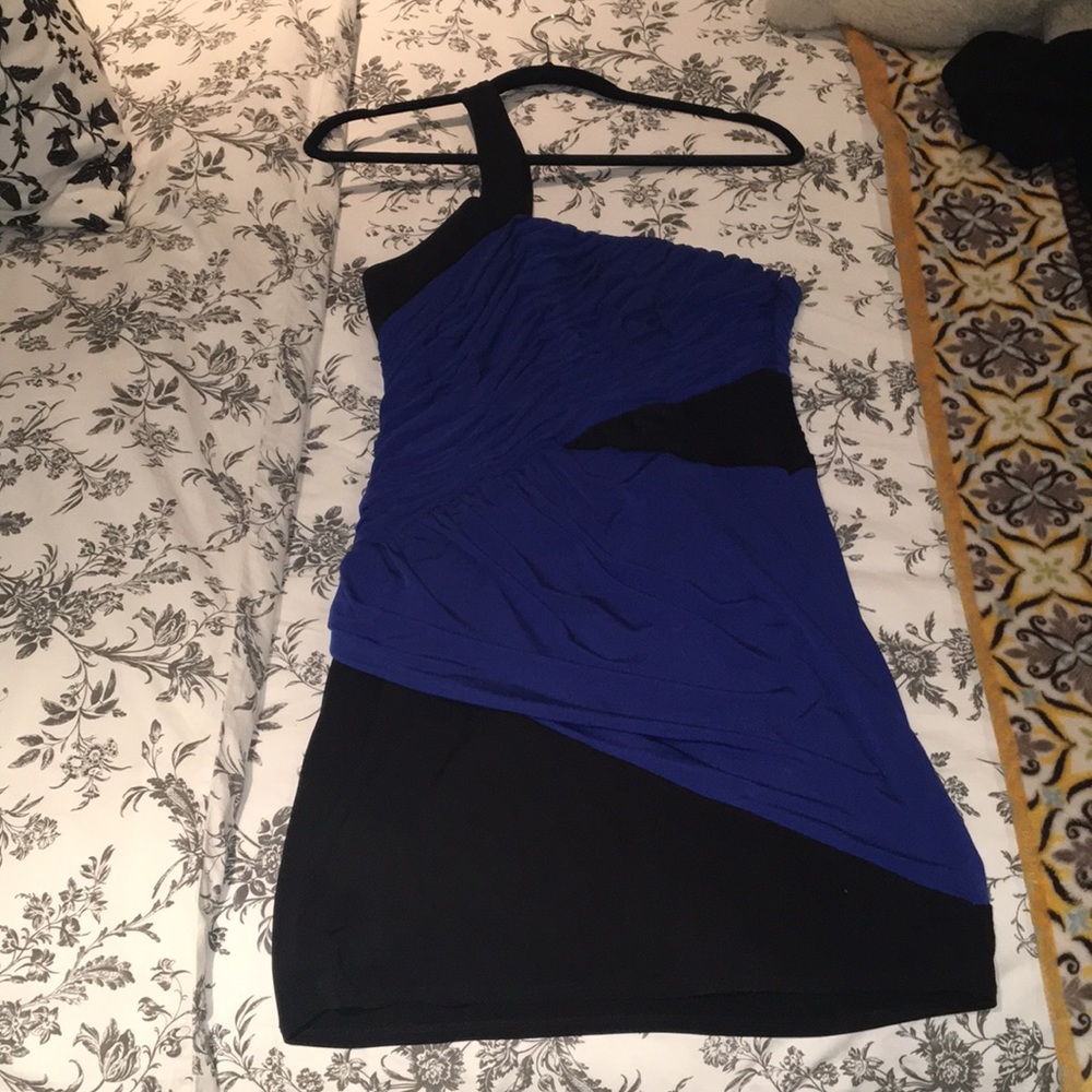 Dress - Picture 2 of 5