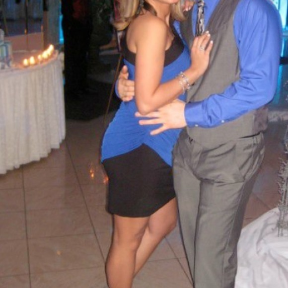 Dress - Picture 5 of 5