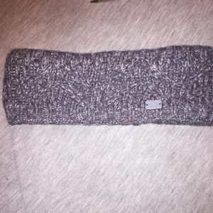 Under Armour ear warmers/headband nwot