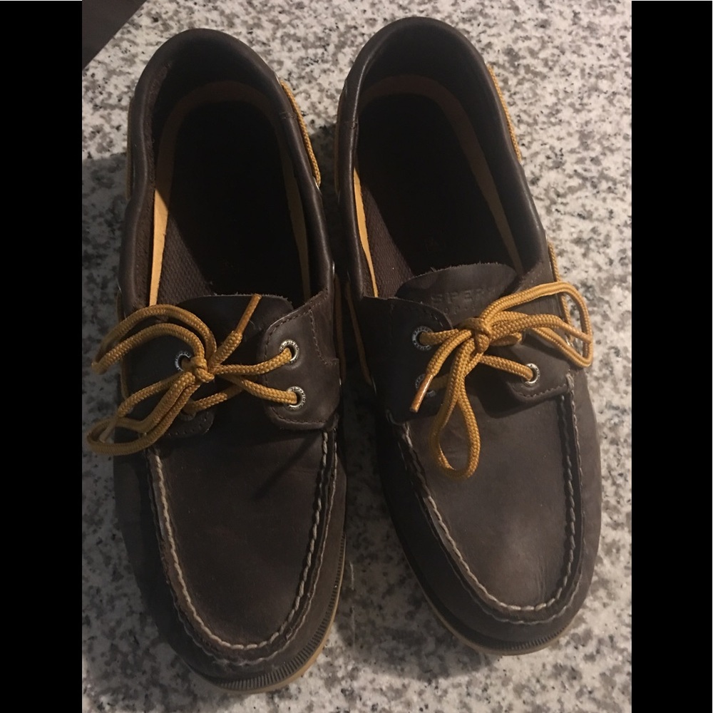 MENS SPERRY 9 1/2 M used