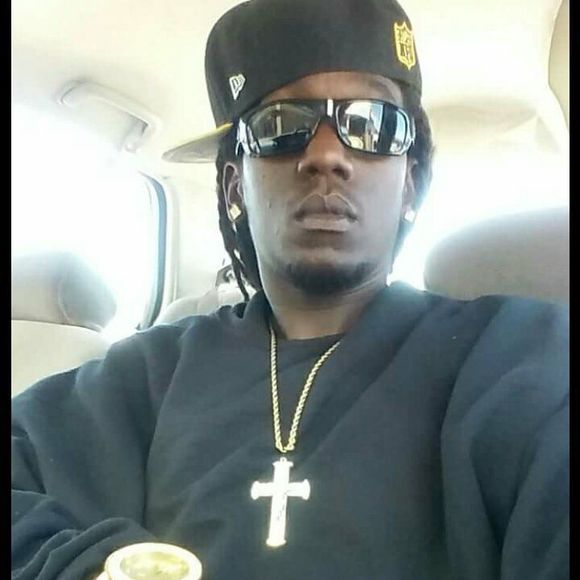 Meet your Posher, Broly - Picture 1 of 1