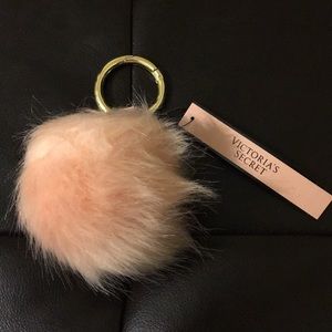 🆕 Victoria's Secret Pom Pom Keychain