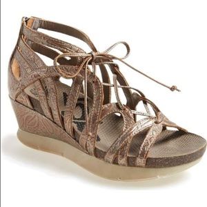OTBT Nomadic Gladiator Sandal Wedge Light Pewter