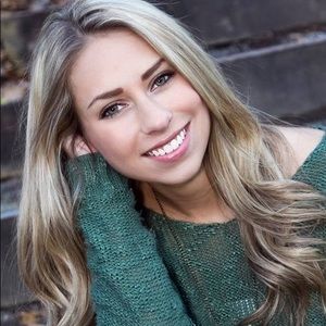 Meet your Posher, Rachel