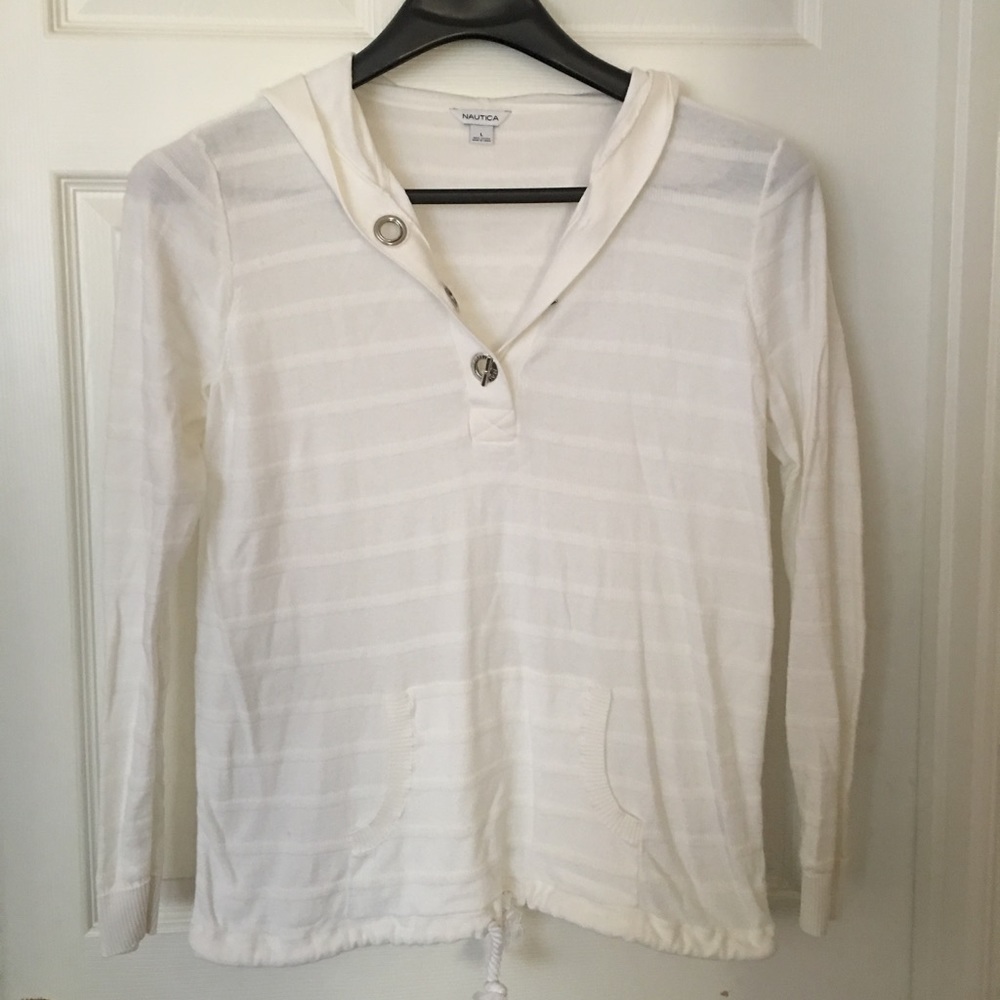 Nautica white, hooded shirt