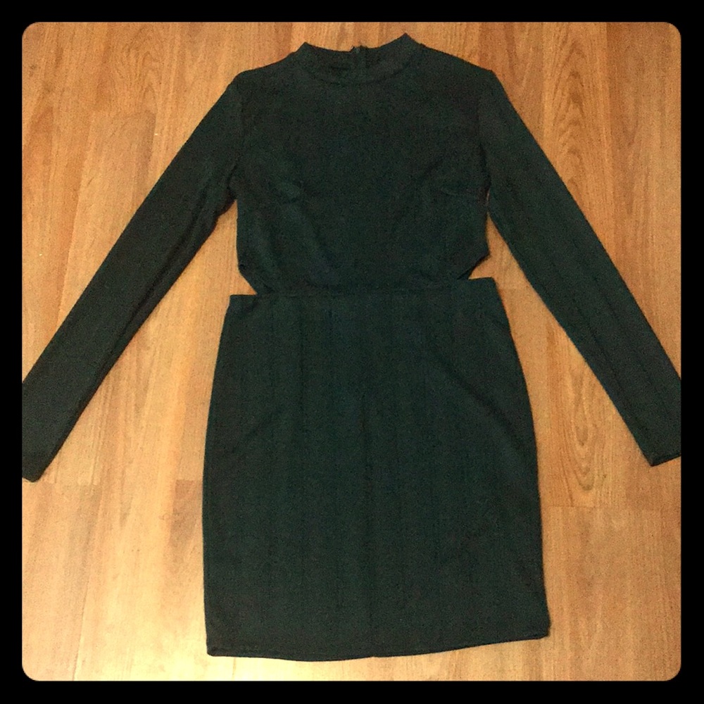 Long sleeve green dress