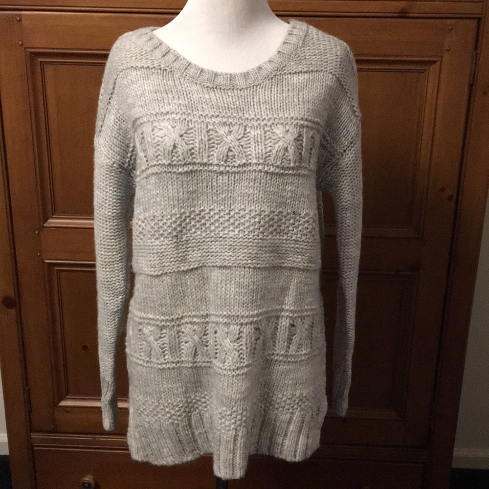 New with tags American Eagle sweater