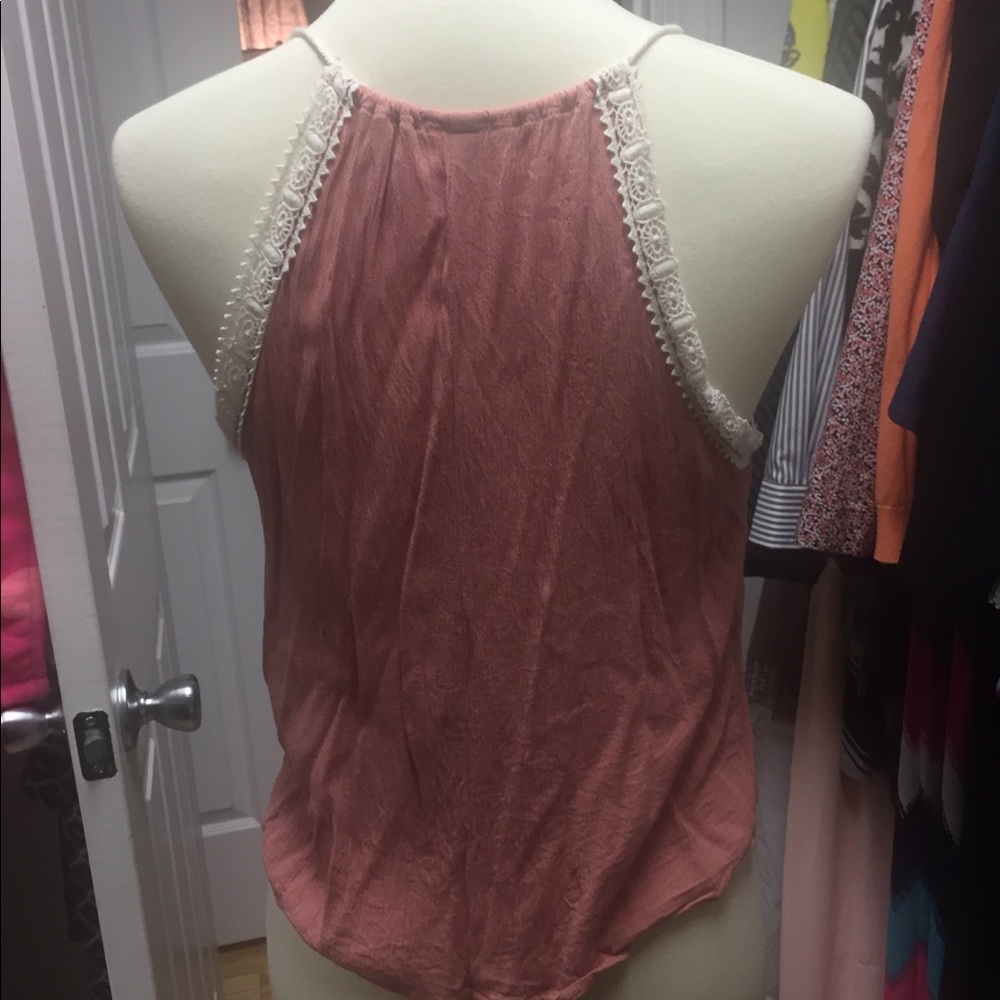 Pink Tank - Picture 2 of 3