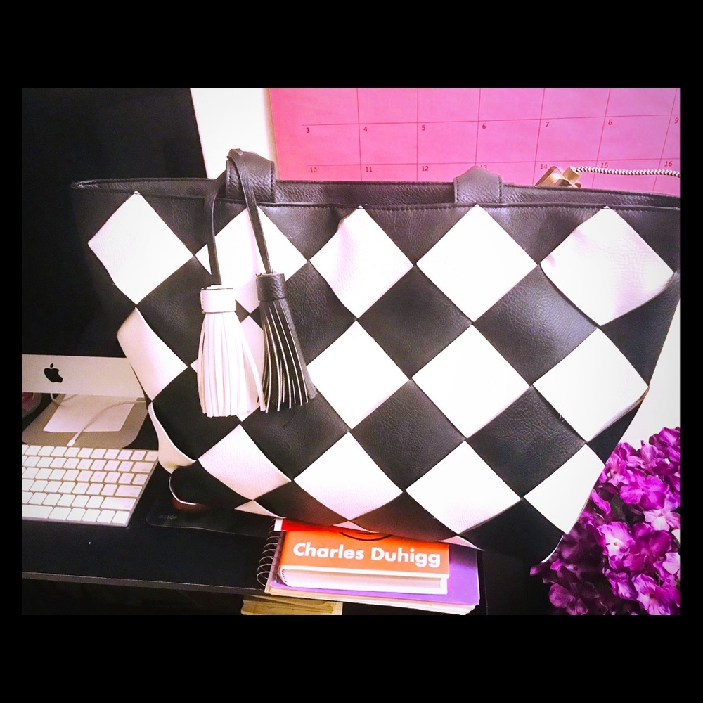 Our Black & White Diamond 💎 Effect Tote Bag
