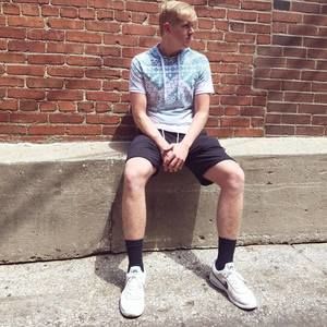 Meet your Posher, Grant