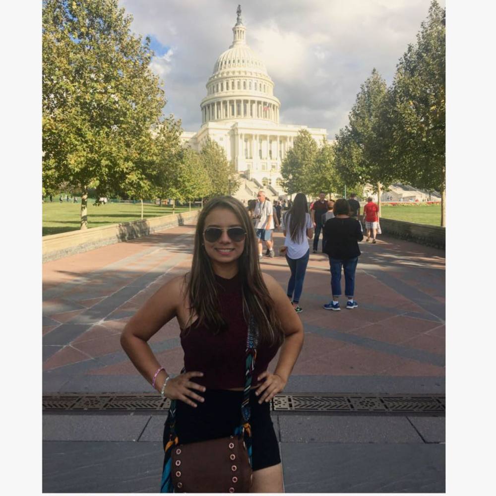 Meet your Posher, Aleja