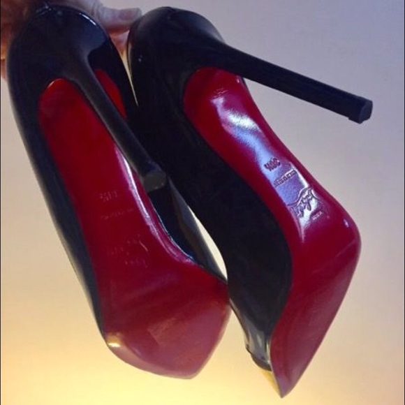 Christian Louboutin patent leather duvette120 pump - Picture 3 of 5