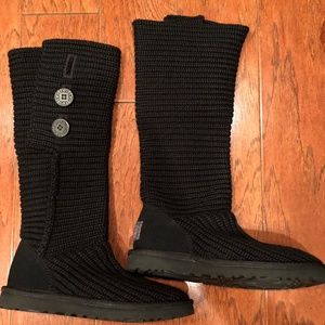UGGS Classic Cardy -  Black SIZE 7