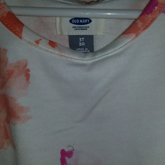 OLD NAVY TODDLER FLORAL DRESS SIZE 3T - Picture 3 of 4