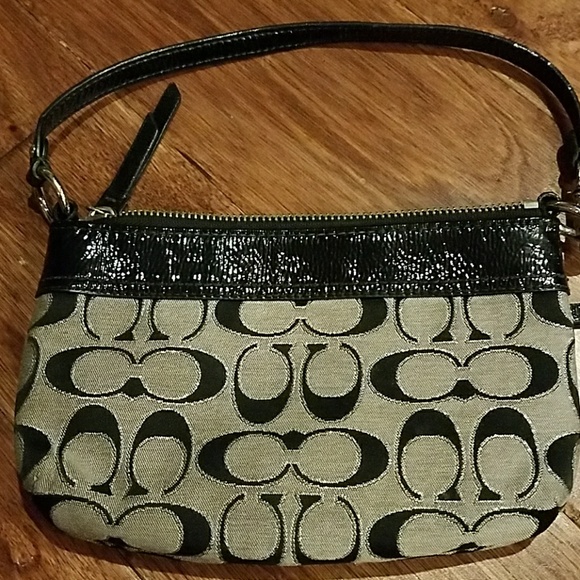 Small coach purse - Picture 2 of 4