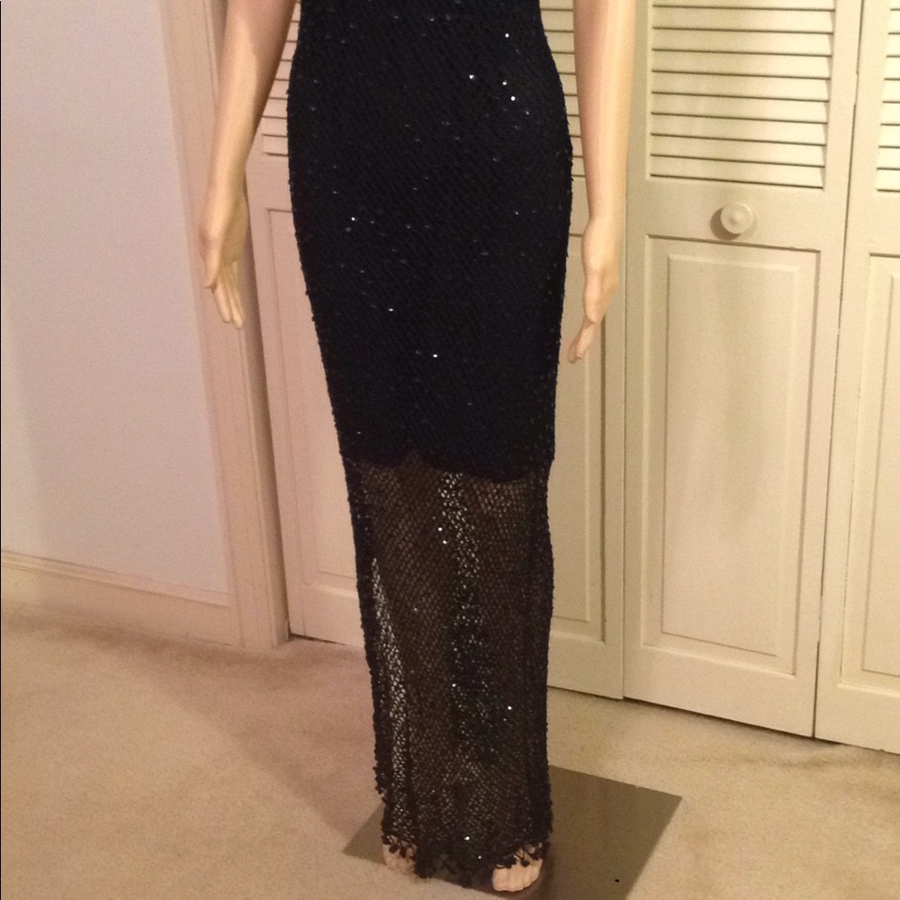 Dress - Picture 2 of 5