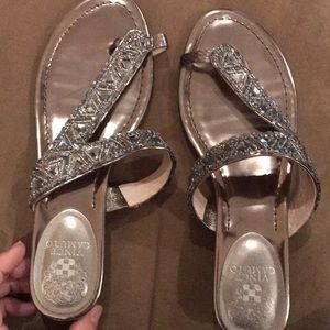 Vince Camuto 9.5 slip on sandals