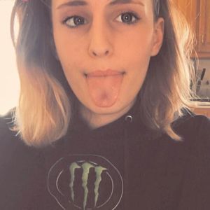 Meet your Posher, Sky