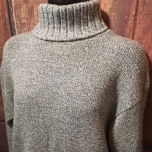 Lauren Brooke Size Large Turtleneck Sweater