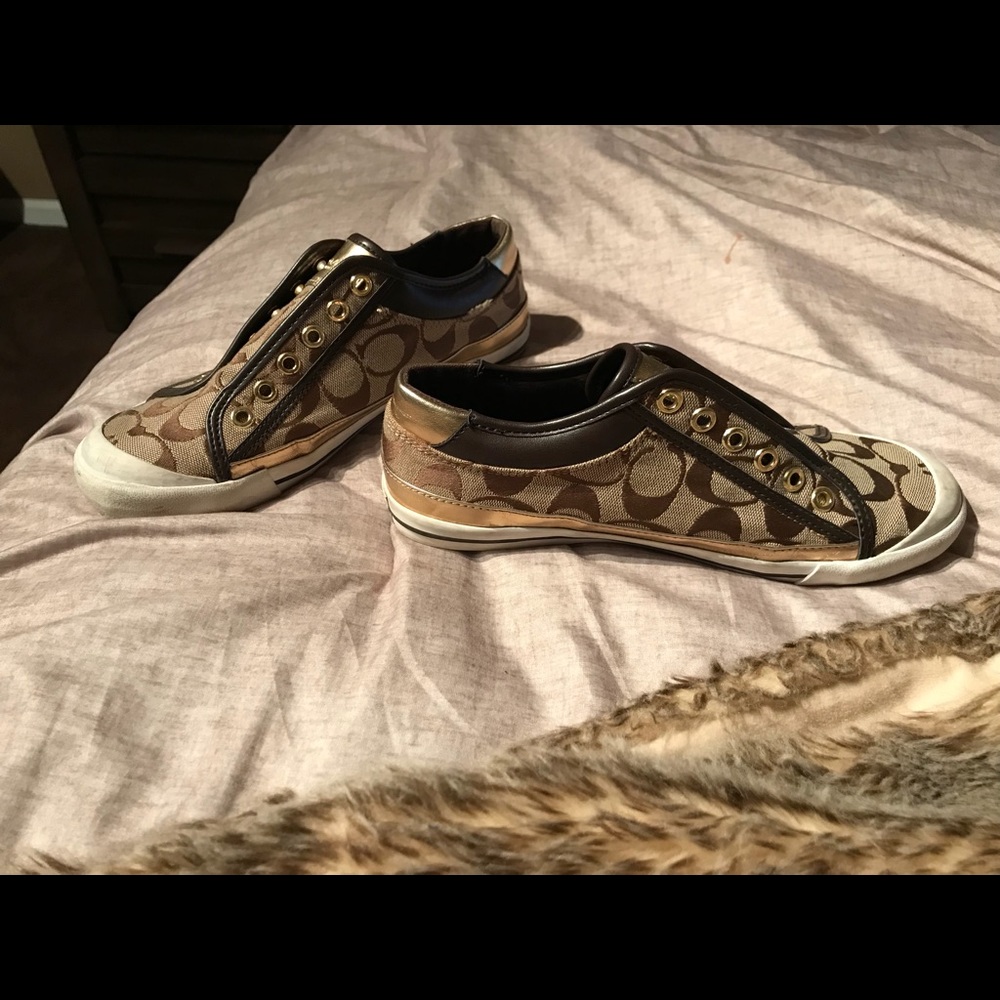 No tie, slip on, coach sneakers