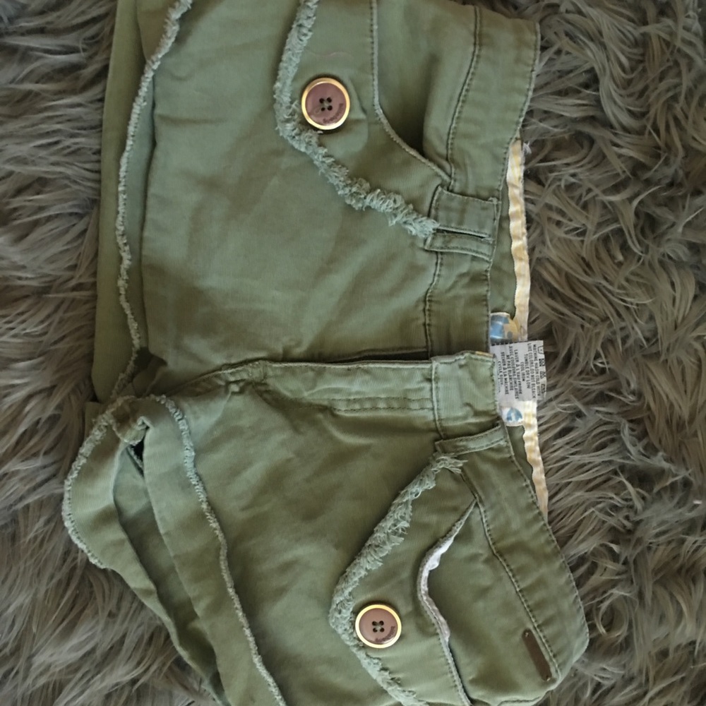 Billabong shorts.