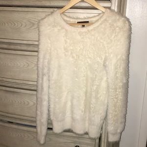 COZY WHITE BANANA REPUBLIC SWEATER
