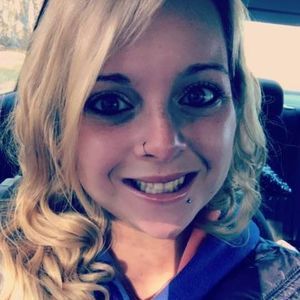Meet your Posher, Cassandra